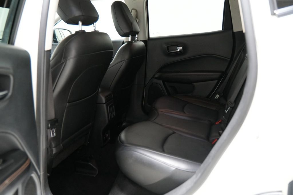 Used 2019 Jeep Compass Limited w/ Safety & Security Group AWD/4WD image 17