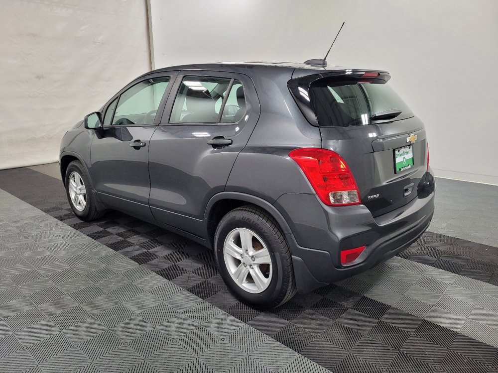 Used 2020 Chevrolet Trax LS w/ LPO, Protection Package FWD image 3