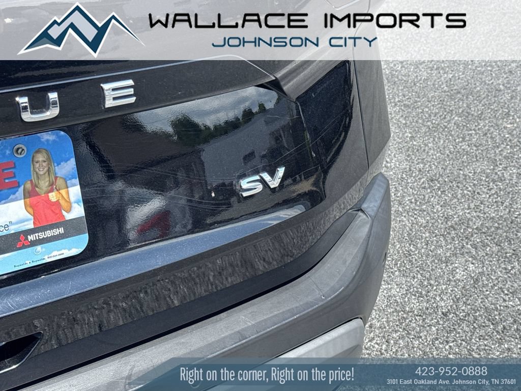 Used 2021 Nissan Rogue SV FWD image 11