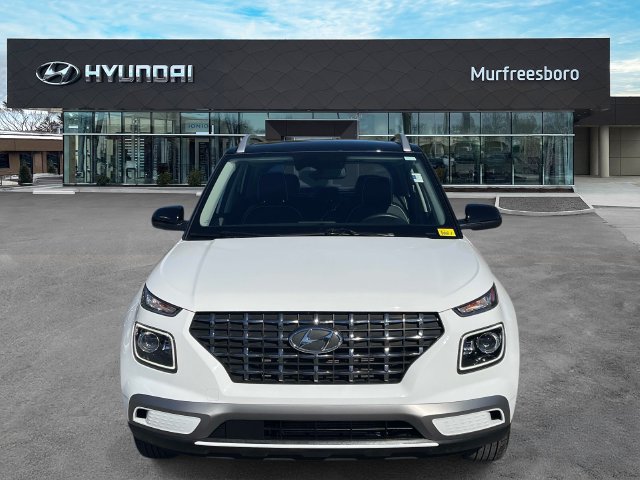 Certified 2025 Hyundai Venue Limited FWD image 8