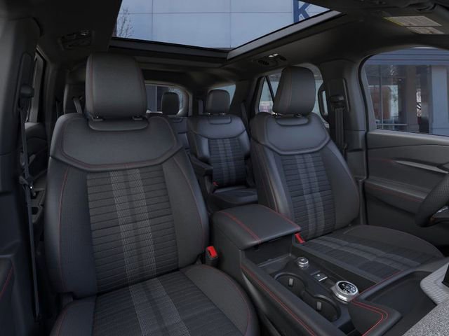 Used 2026 Ford Explorer ST-Line w/ ST-Line Street Pack image 10