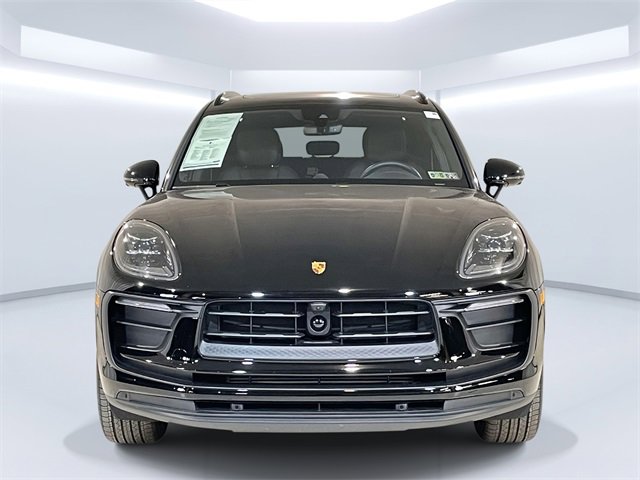 Used 2025 Porsche Macan image 10