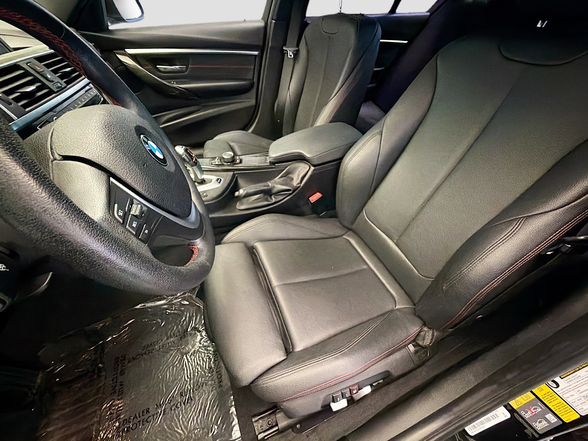 Used 2018 BMW 330e image 11