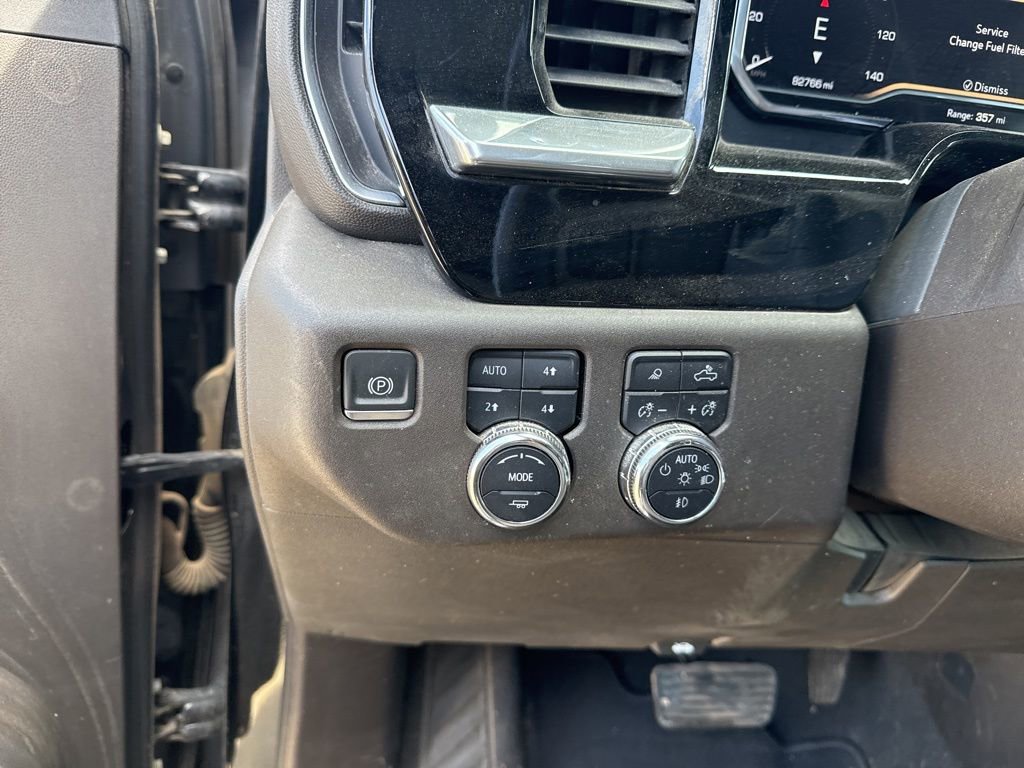 Used 2024 GMC Sierra 2500 SLT w/ SLT Premium Package image 14