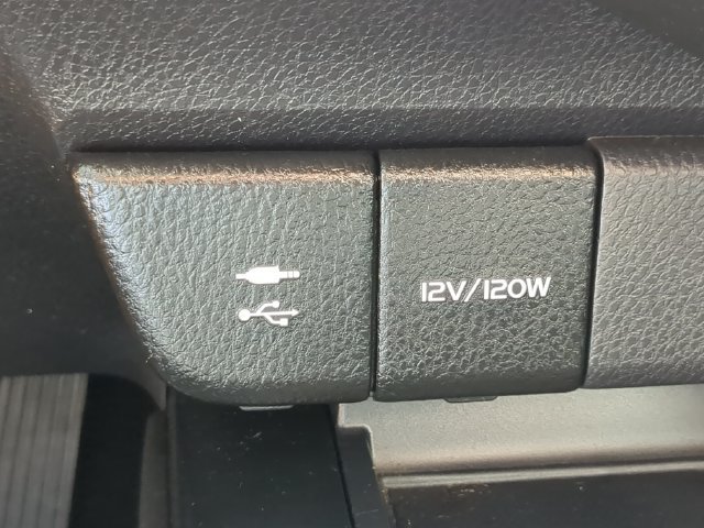 Used 2019 Toyota Camry LE FWD image 25