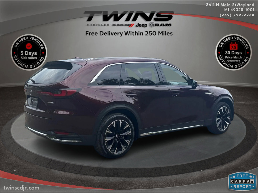 Used 2024 MAZDA CX-90 Plug-In Hybrid w/ Premium Pkg image 3
