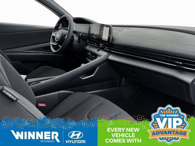 New 2025 Hyundai Elantra SEL image 15