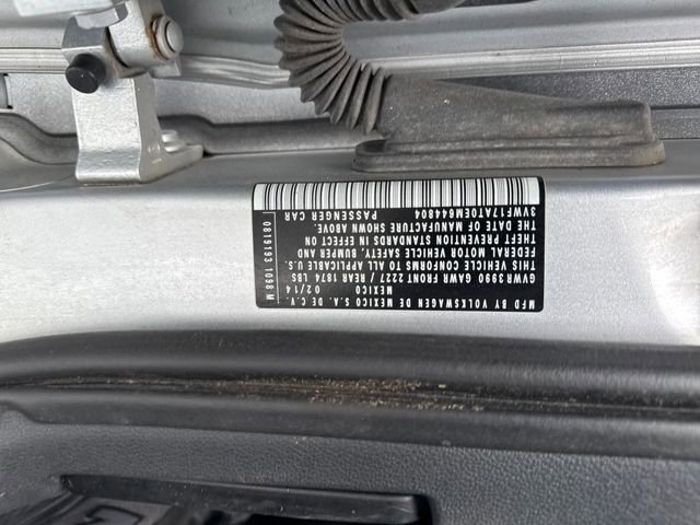 Used 2014 Volkswagen Beetle 1.8T FWD image 27