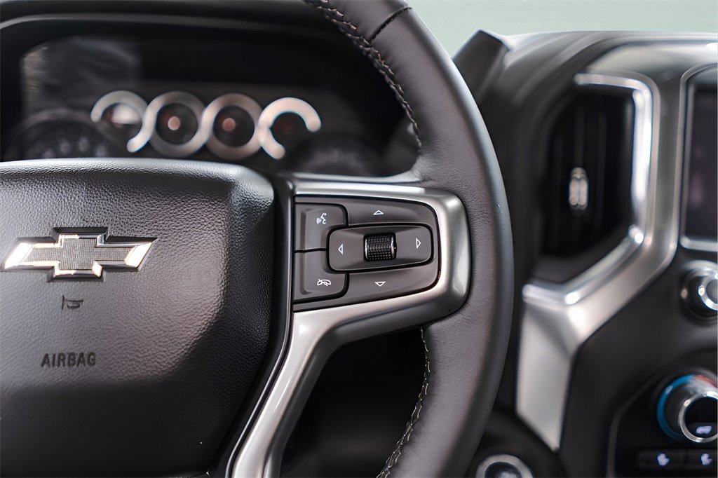Used 2022 Chevrolet Silverado 1500 RST image 12
