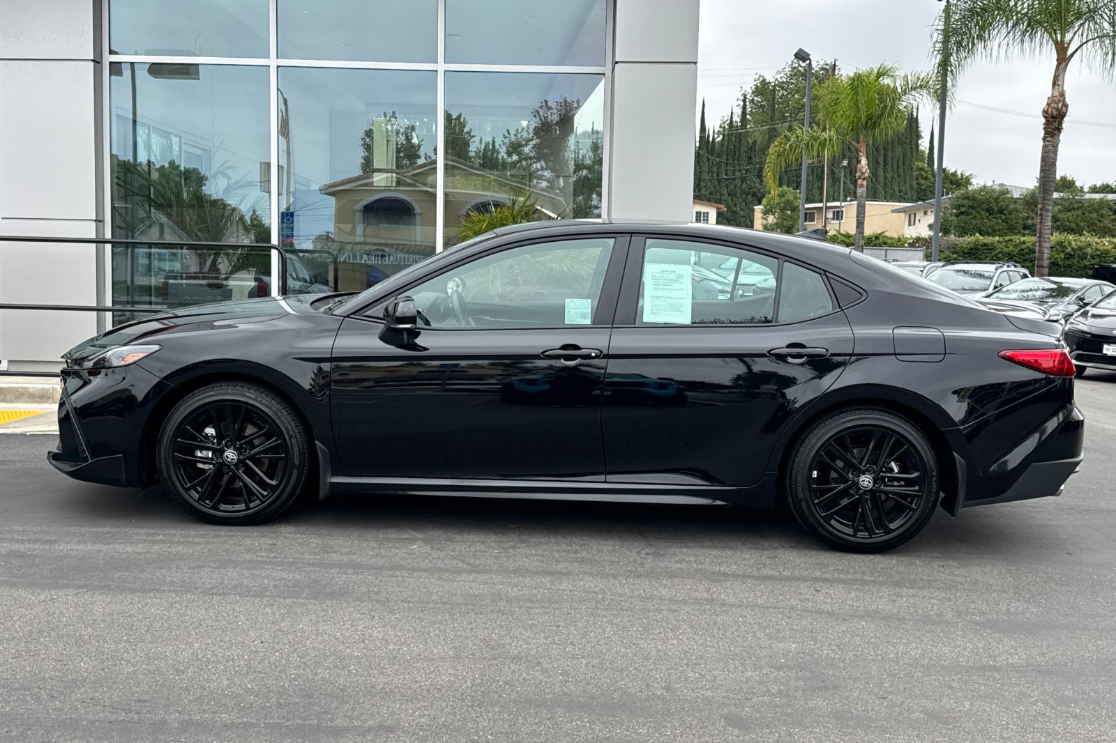 Certified 2026 Toyota Camry SE w/ Convenience Package FWD image 9