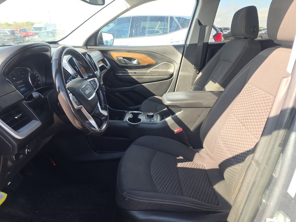 Used 2021 GMC Terrain SLE w/ Driver Convenience Package AWD/4WD image 5
