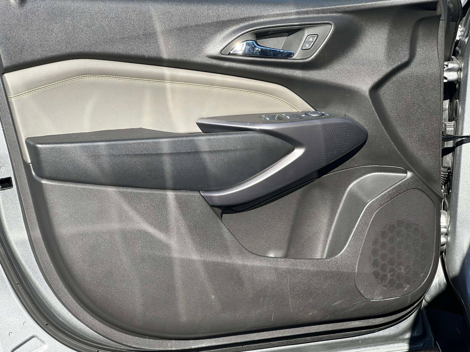 Certified 2025 Chevrolet Trax ACTIV w/ Driver Confidence Package image 21