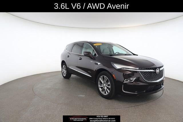 Used 2023 Buick Enclave Avenir w/ Avenir Technology Package image 28