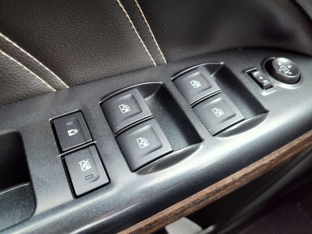 Used 2022 GMC Canyon Denali AWD/4WD image 14