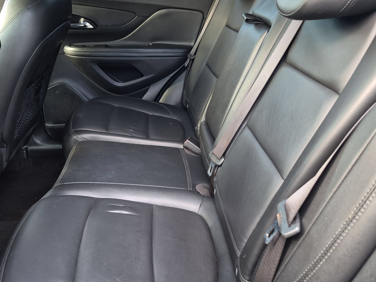 Used 2018 Buick Encore Essence AWD/4WD image 18
