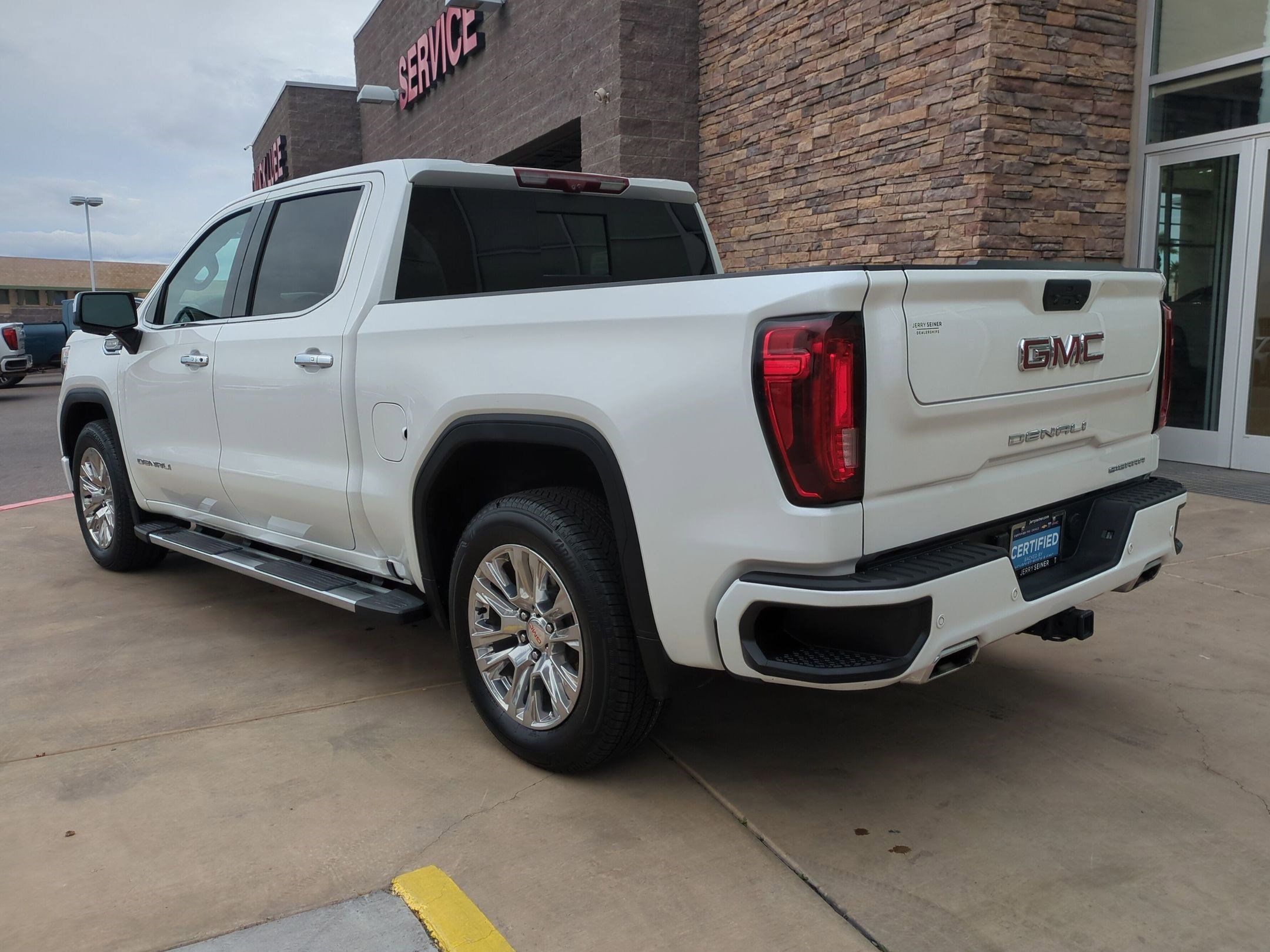 Certified 2021 GMC Sierra 1500 Denali w/ Technology Package image 3