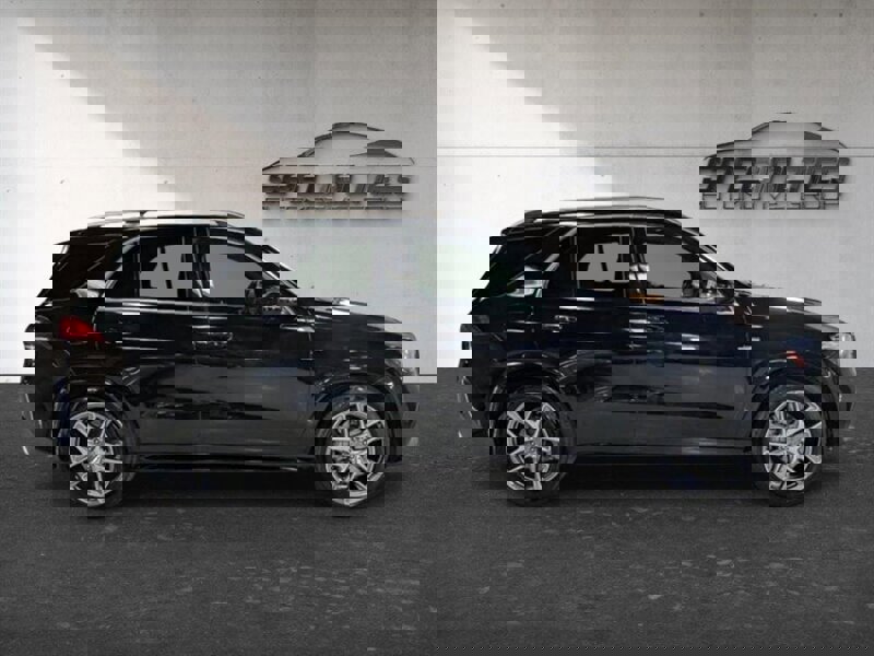 Used 2022 Mercedes-Benz GLE 53 AMG 4MATIC image 11