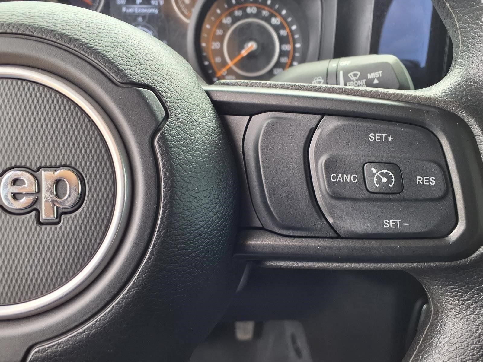 Used 2024 Jeep Gladiator Sport AWD/4WD image 13