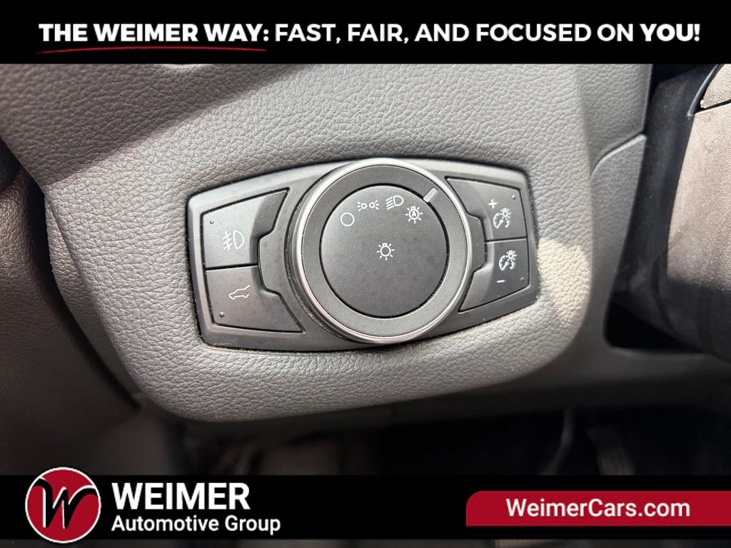 Used 2019 Ford Escape Titanium AWD/4WD image 33
