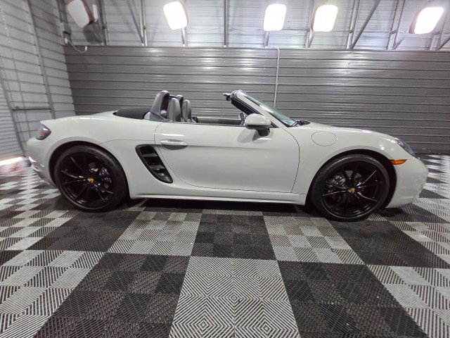 Used 2023 Porsche 718 Boxster RWD image 10