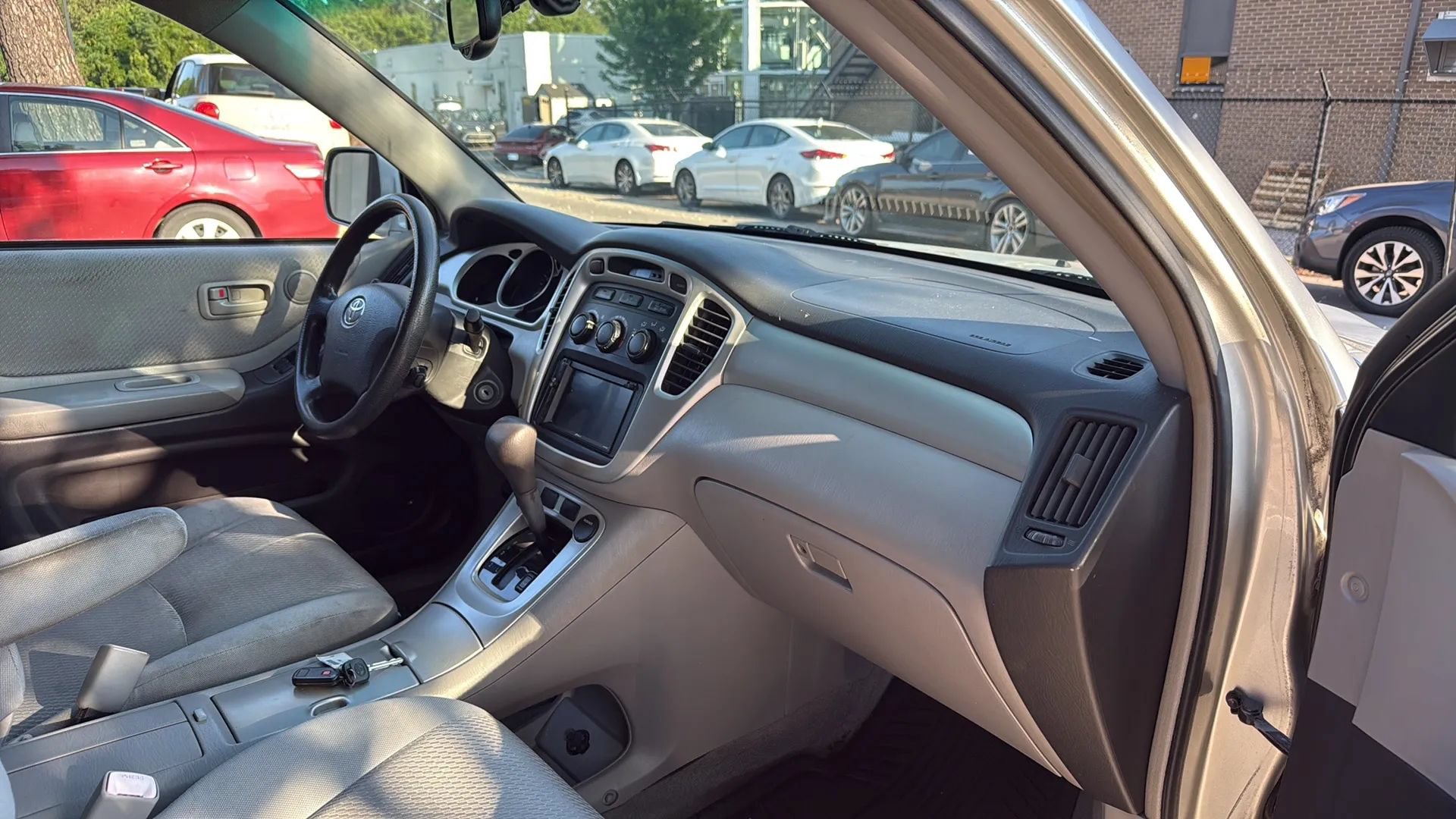 Used 2004 Toyota Highlander 2WD V6 image 24