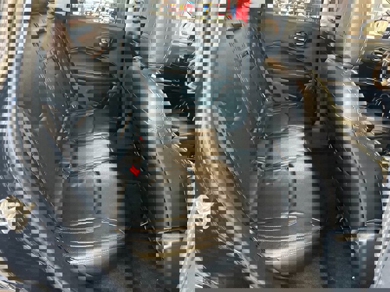 Used 2018 Jeep Compass Limited w/ Navigation Group image 20