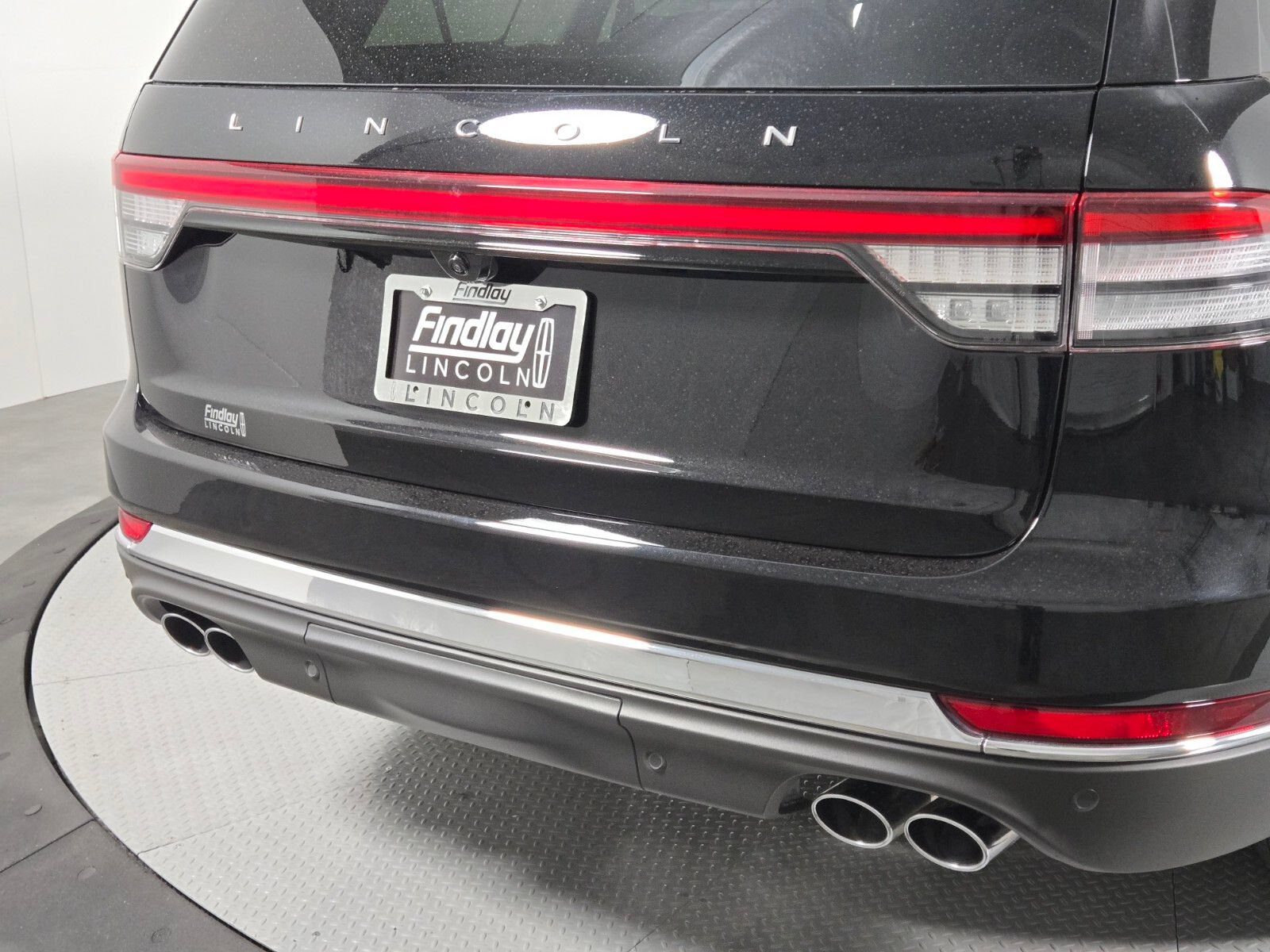 New 2026 Lincoln Aviator AWD image 5