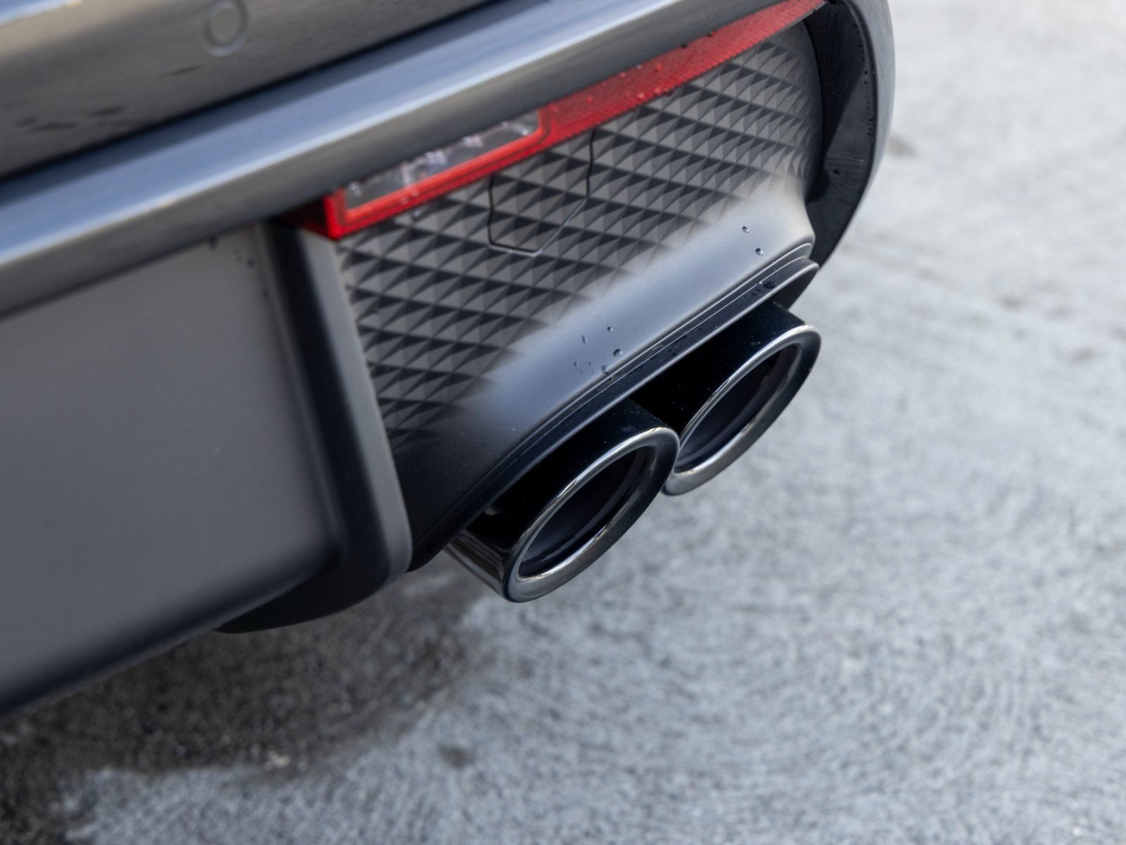 New 2026 Porsche Macan Turbo AWD/4WD image 20