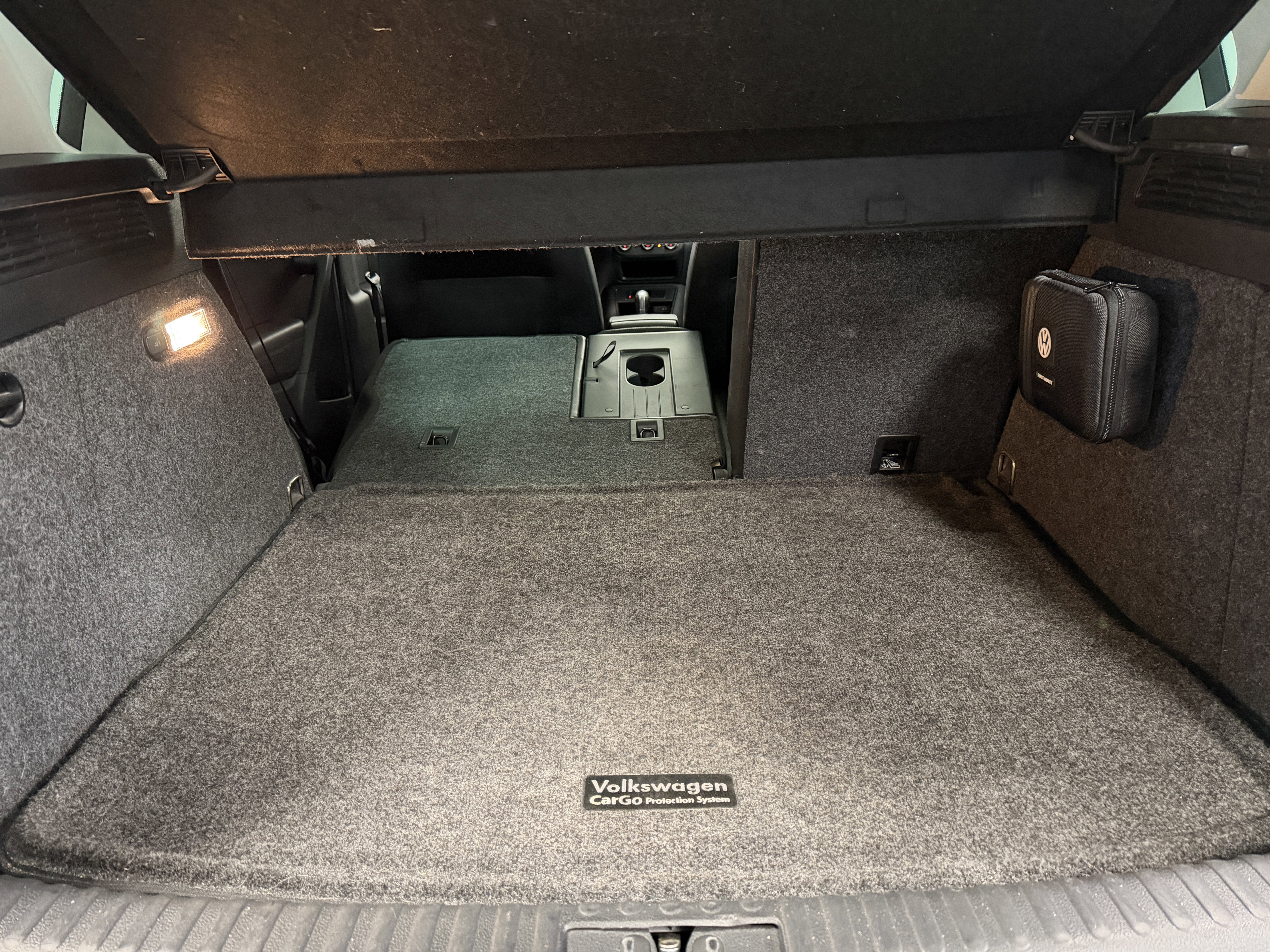 Used 2017 Volkswagen Tiguan Sport image 29