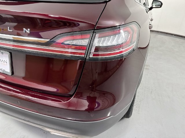 Used 2023 Lincoln Nautilus Reserve AWD/4WD image 30