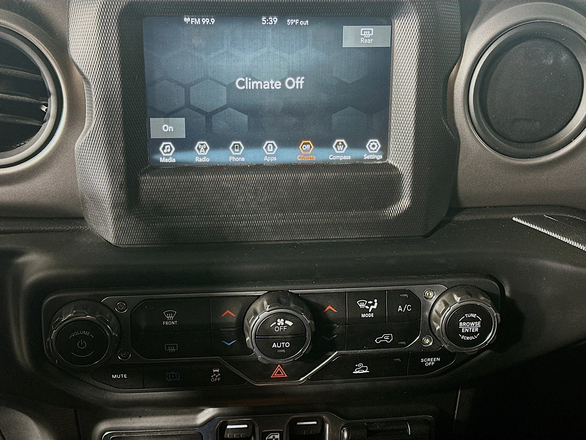 Used 2023 Jeep Wrangler Unlimited image 23