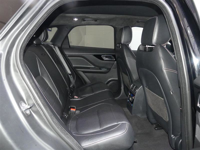 Used 2019 Jaguar F-PACE S image 29