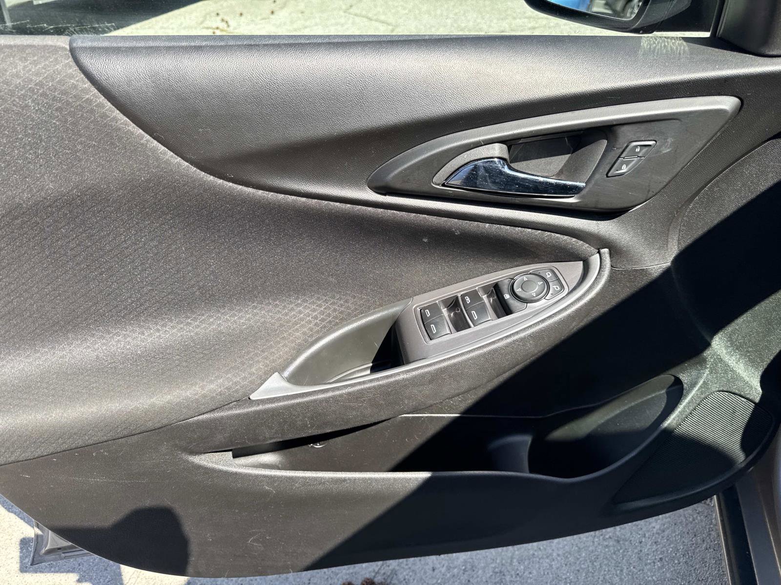 Used 2024 Chevrolet Malibu LT image 12