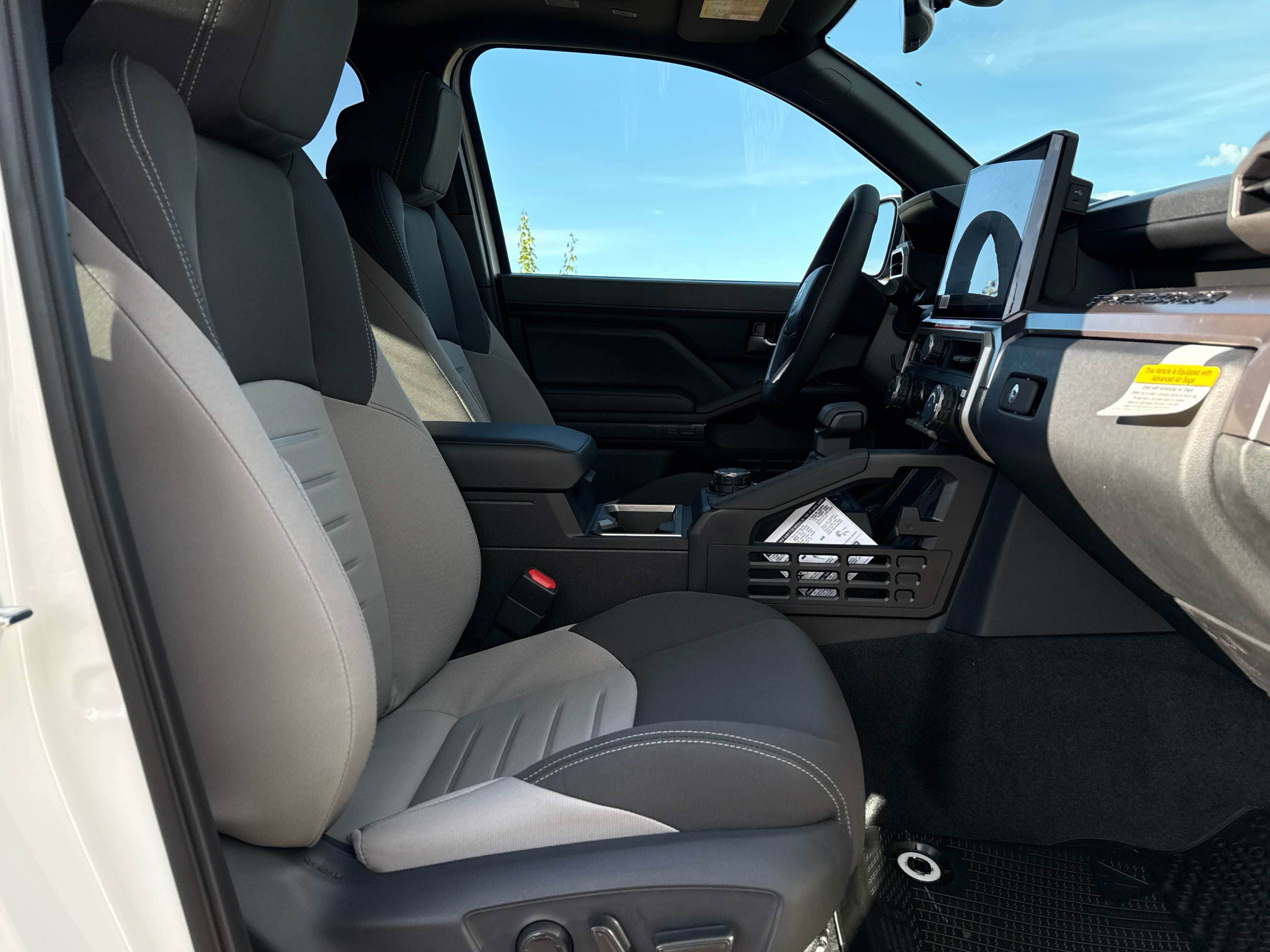 New 2026 Toyota Tacoma TRD Off-Road w/ TRD Off Road Upgrade Package AWD/4WD image 14