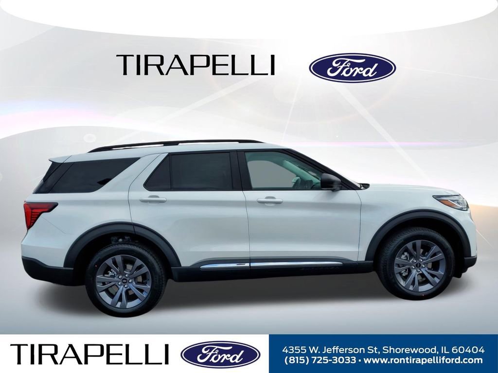 New 2025 Ford Explorer Active w/ Active Comfort Package image 4