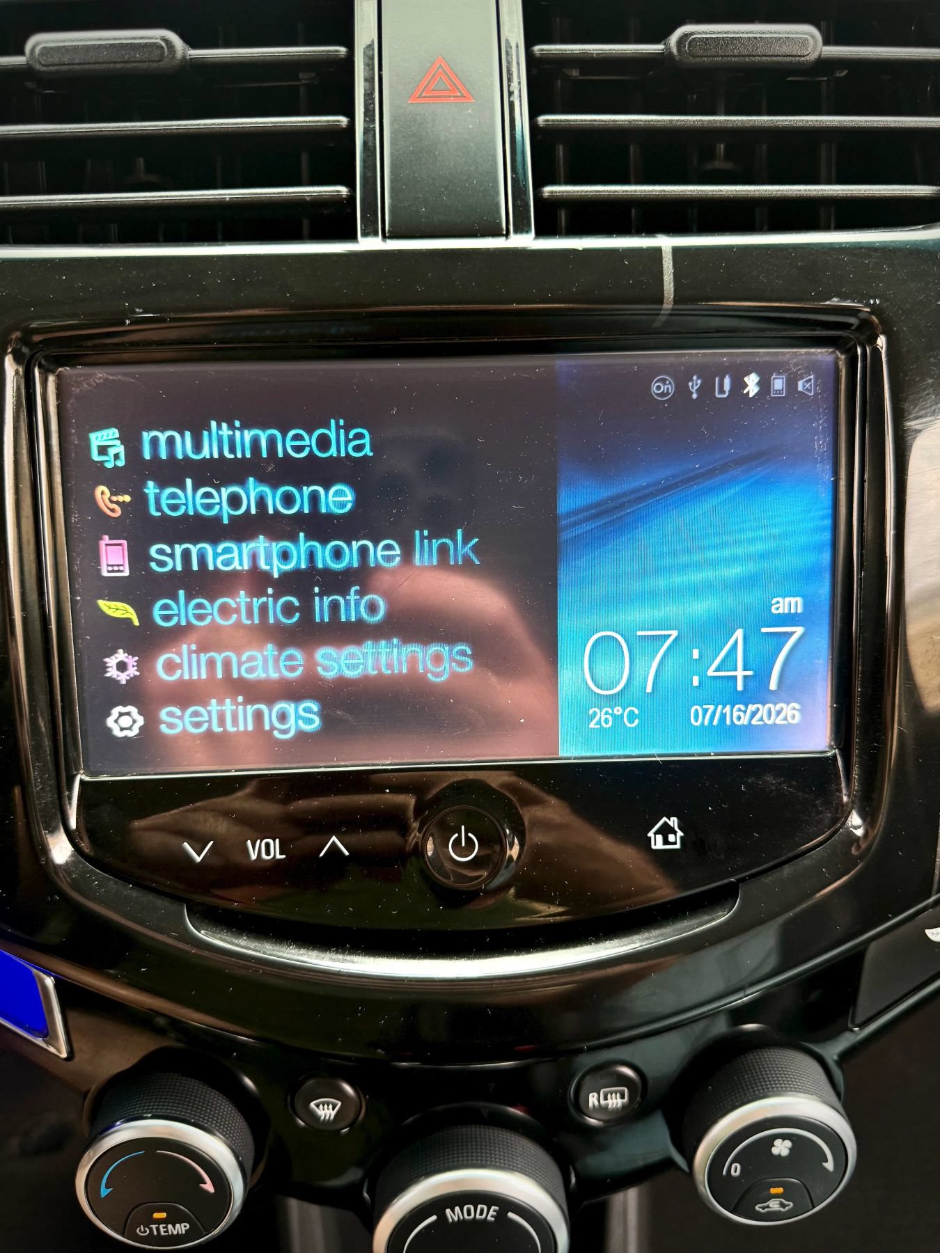 Used 2015 Chevrolet Spark LT FWD image 18
