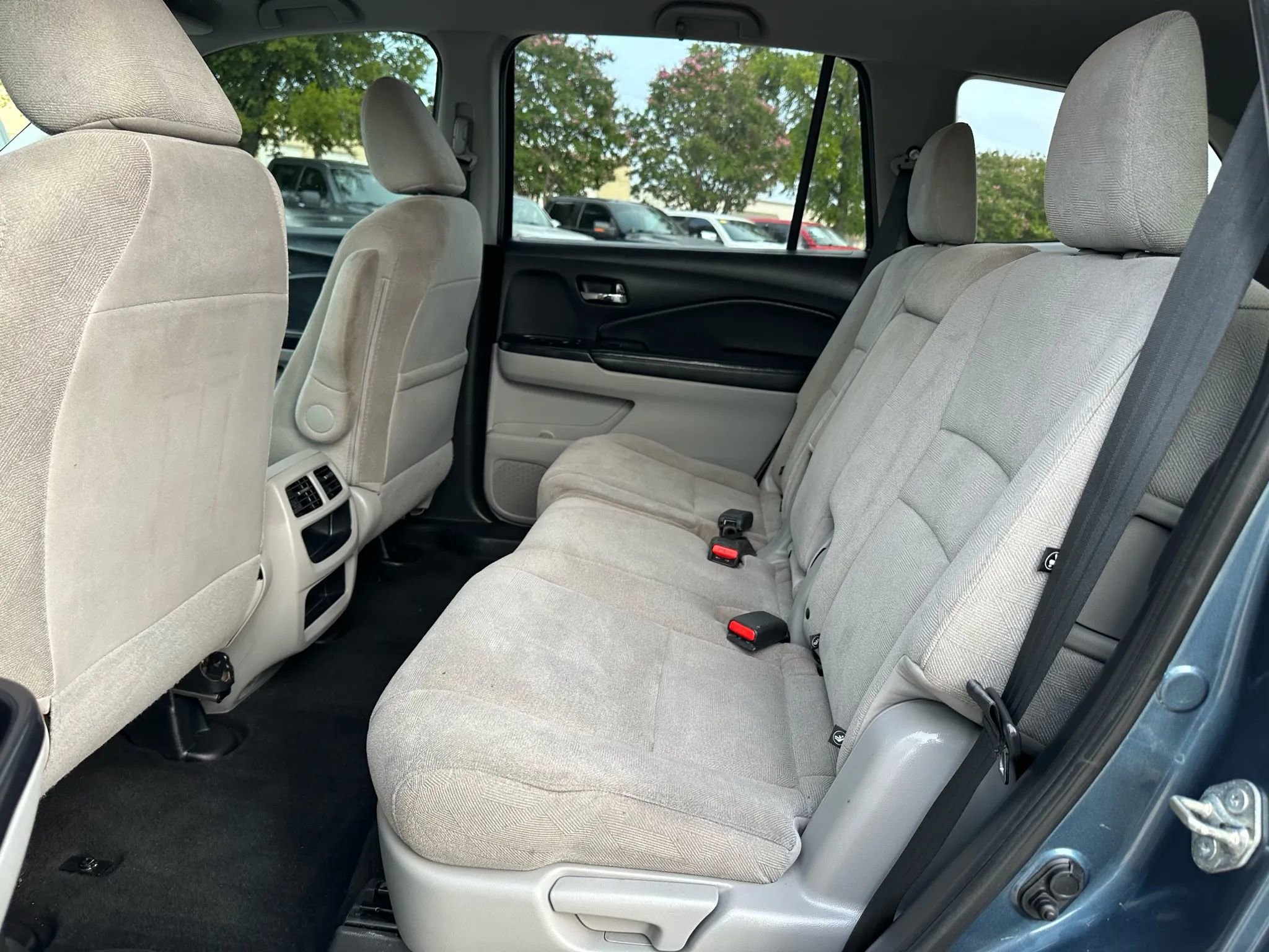 Used 2019 Honda Pilot LX image 16
