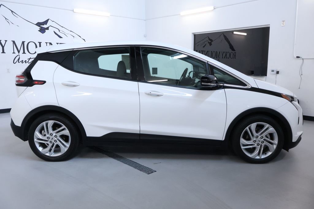 Used 2023 Chevrolet Bolt LT w/ Driver Confidence Package image 8
