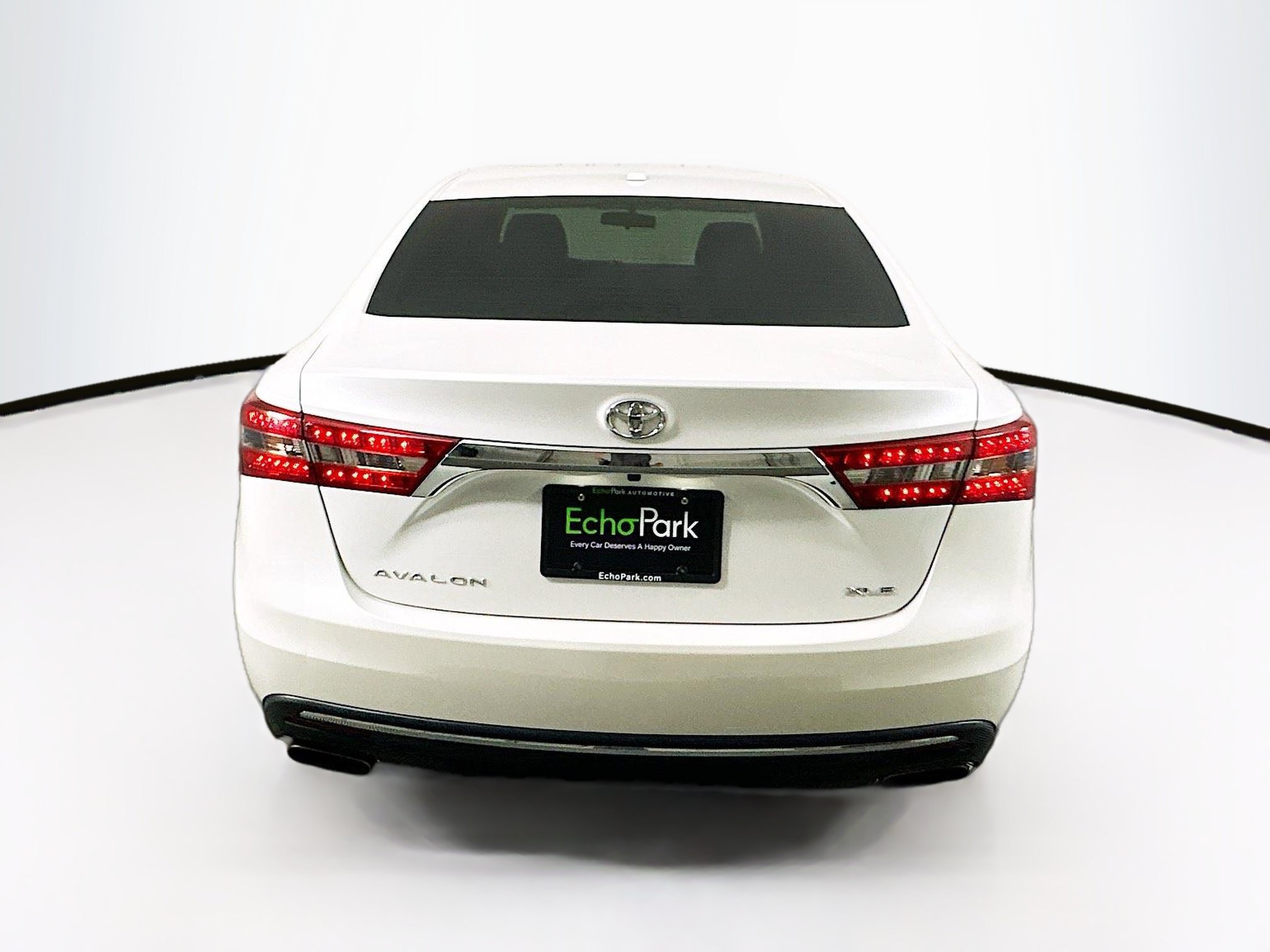 Used 2016 Toyota Avalon XLE FWD image 7