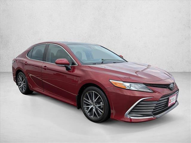 Certified 2022 Toyota Camry XLE image 3