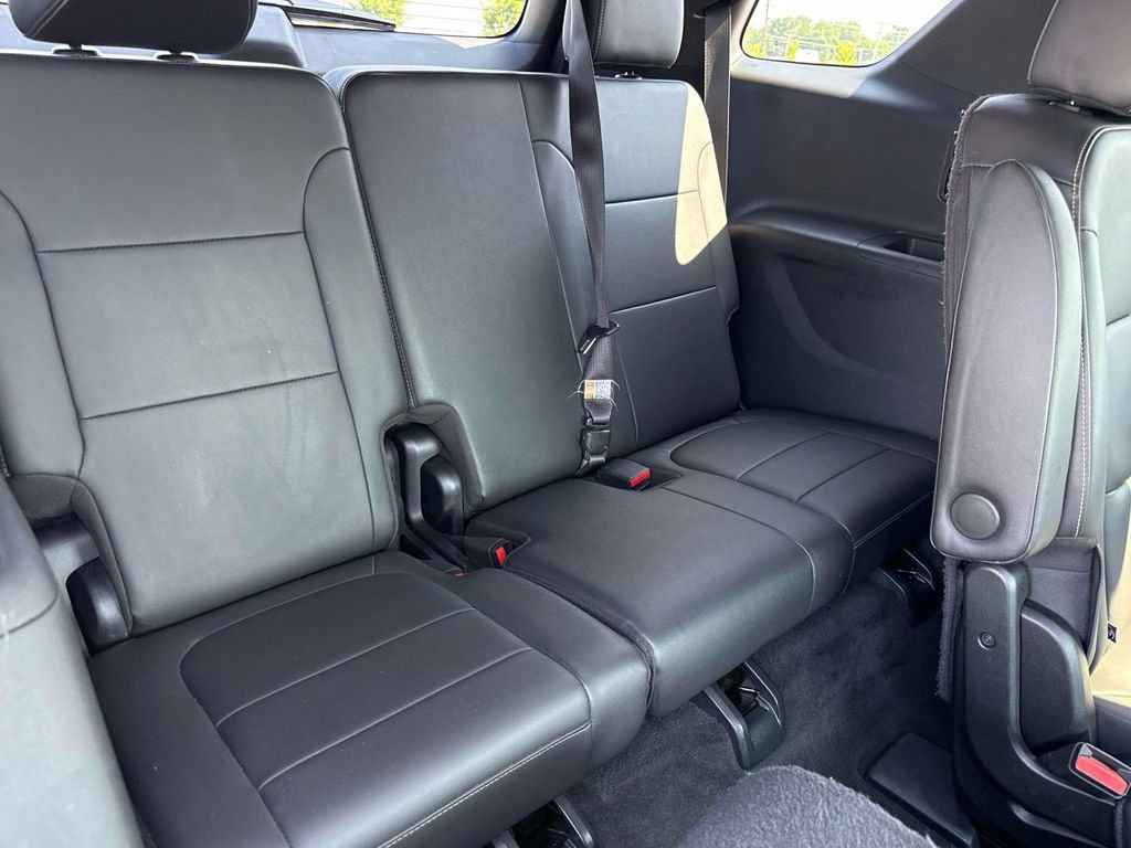 Used 2023 Chevrolet Traverse LT AWD/4WD image 22