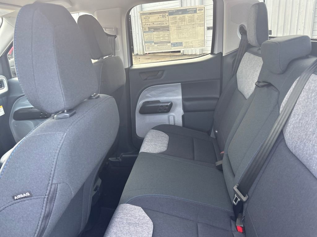 New 2025 Ford Maverick XLT image 25