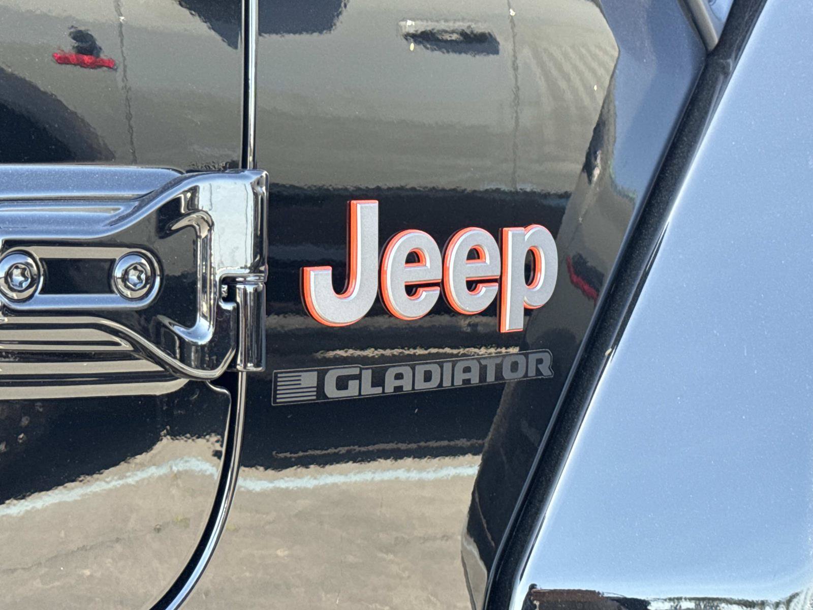 New 2026 Jeep Gladiator Mojave AWD/4WD image 32