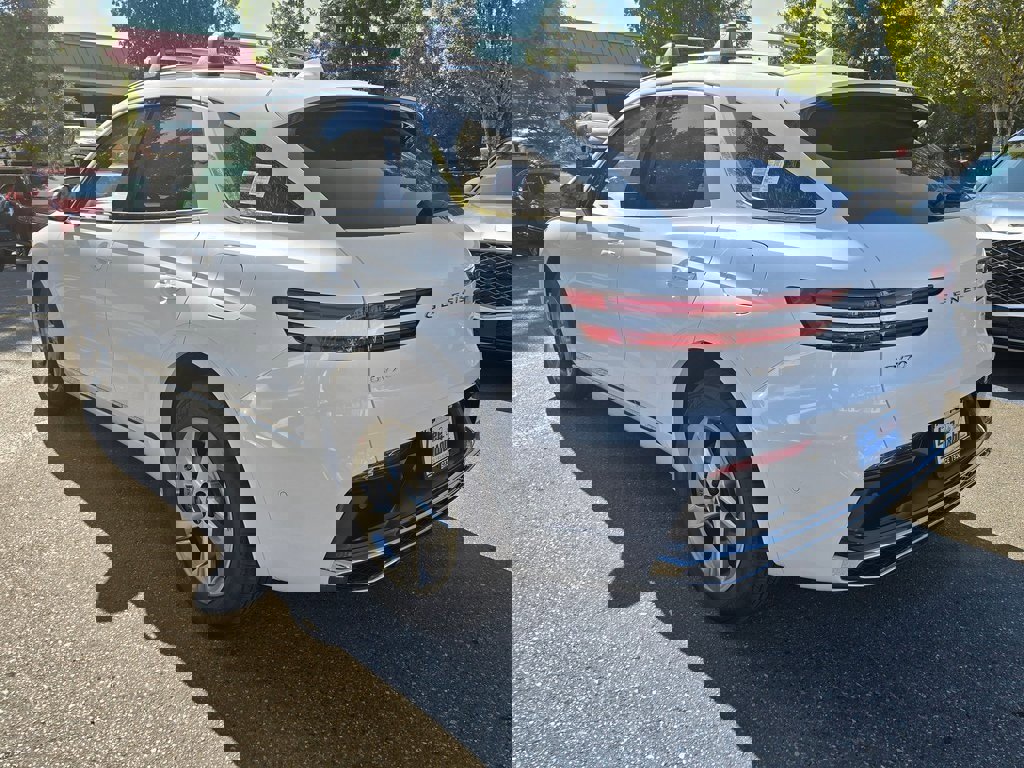 New 2026 Genesis GV70 2.5T Advanced image 3