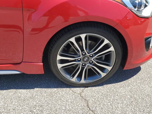 Used 2016 Hyundai Veloster Turbo FWD image 6