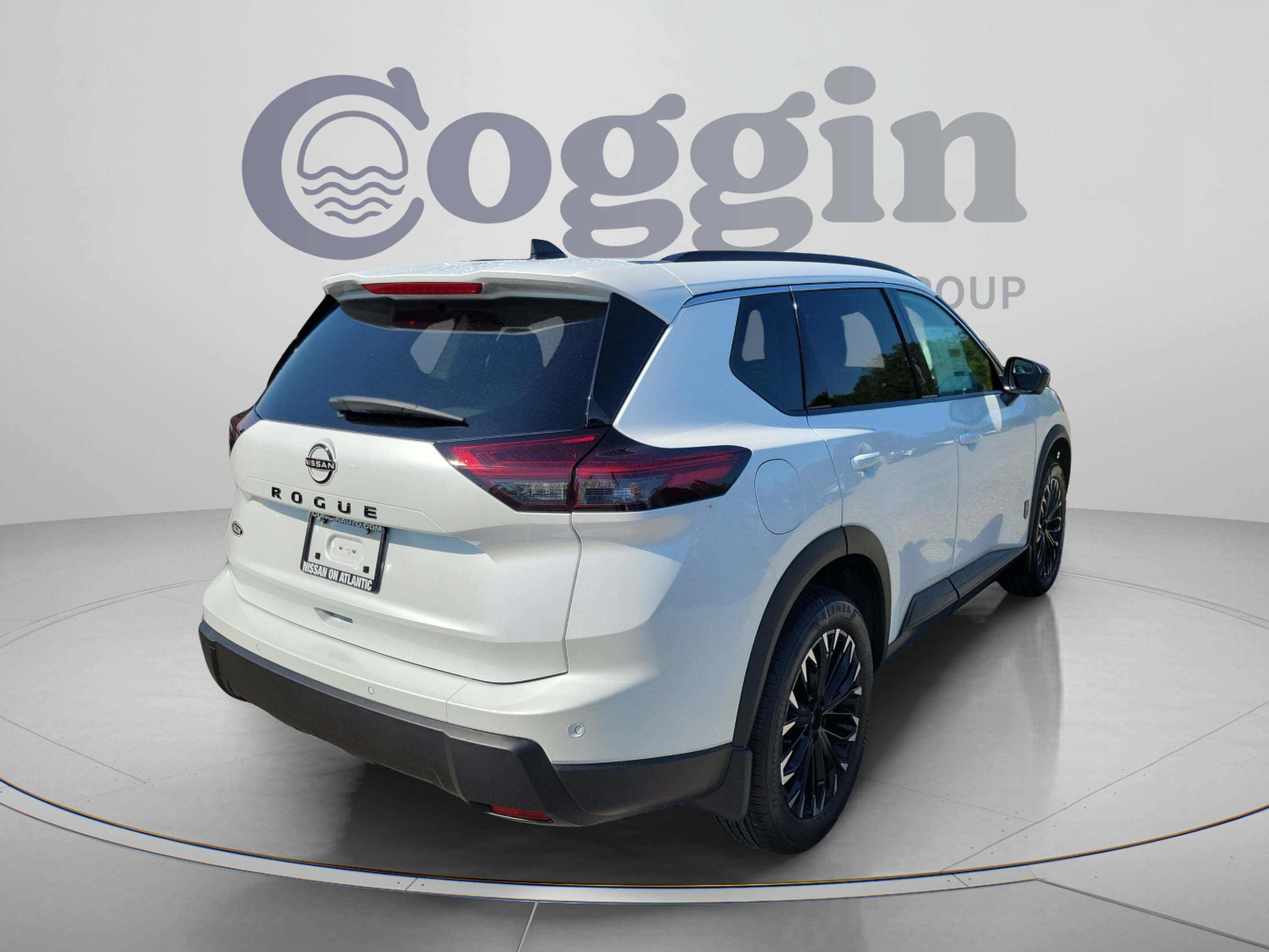 New 2026 Nissan Rogue Dark Armor FWD image 5
