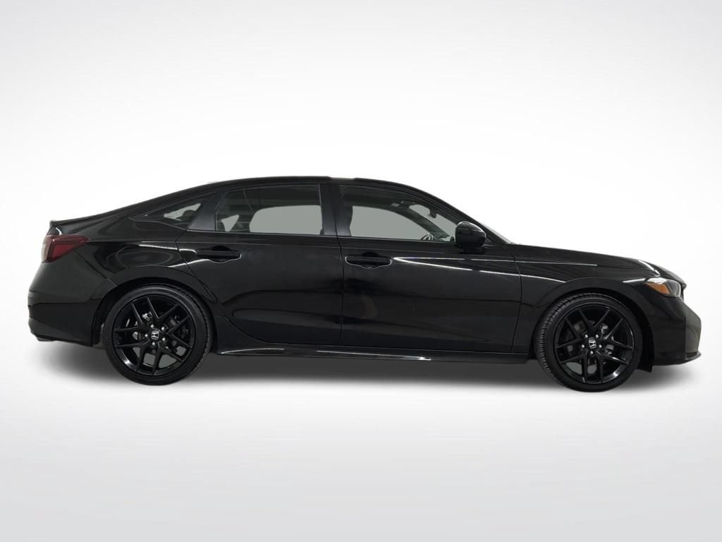 Used 2025 Honda Civic Sport image 28