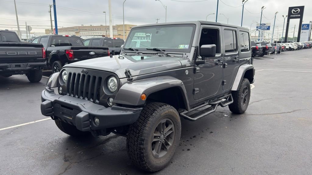 Used 2017 Jeep Wrangler Unlimited Sahara AWD/4WD image 5
