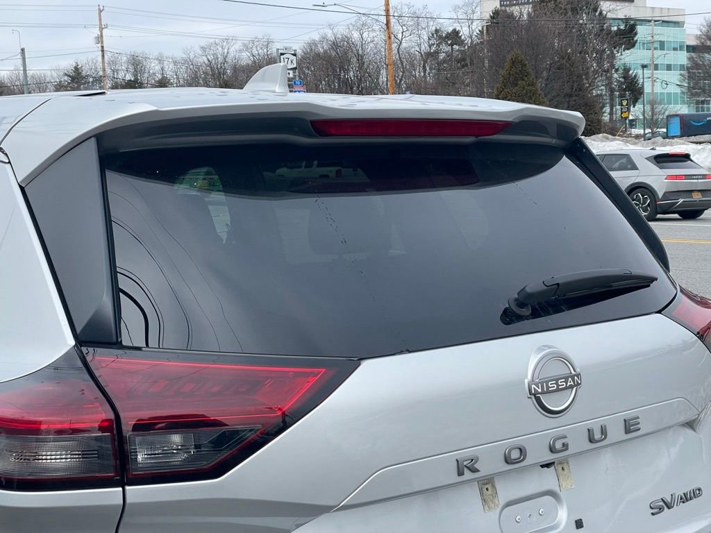 Certified 2024 Nissan Rogue SV AWD/4WD image 32