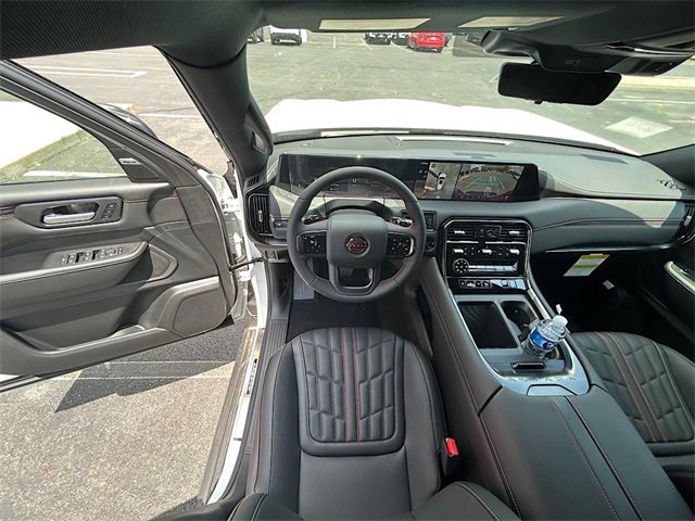 New 2025 Nissan Armada PRO-4X w/ Pro-4X Premium Package image 24